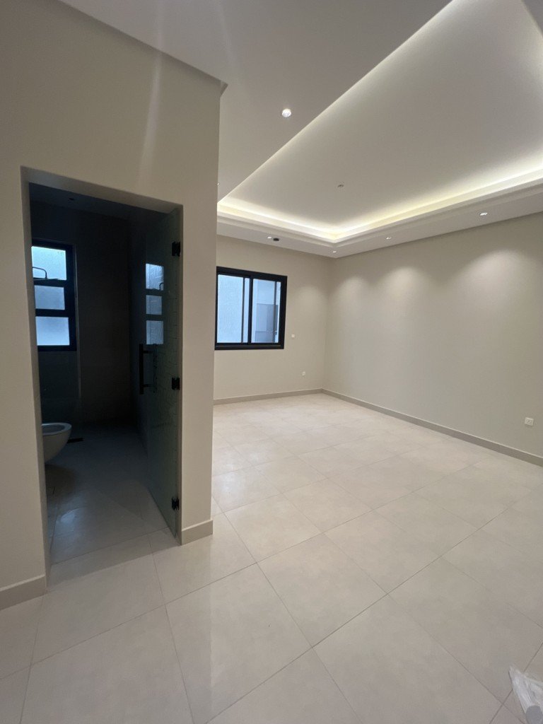 شقة 3 غرف في العارض 4